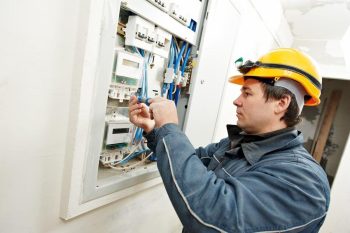 3 Reasons the Demand for Electricians Is Growing